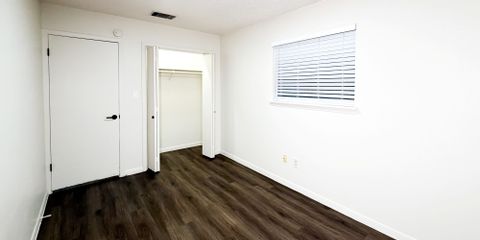 A-09-bed.jpg