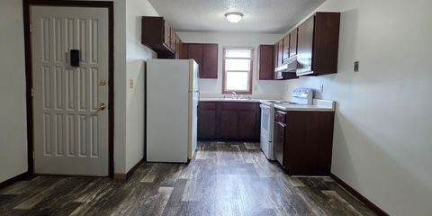 Kitchen 4.JPG