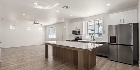 open kitchen.jpg