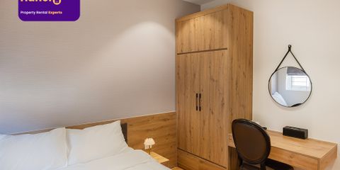 4TH FLOOR_small room_3.jpg