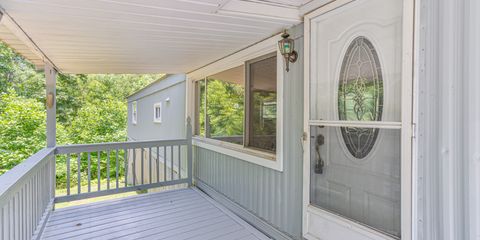 220 Lakeshore Drive-36.jpg