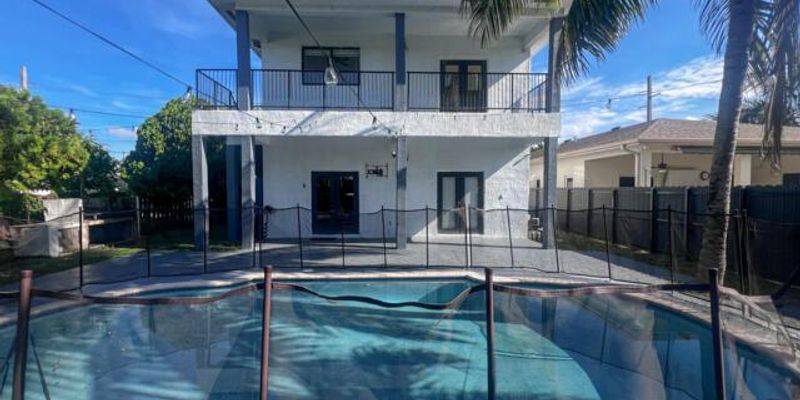 West Park House: 4680 SW 19th St