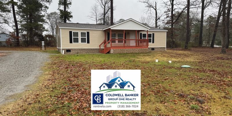 Monroe House: 122 Curtis Rd