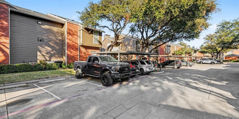 Irving Condo: 3621 W Northgate Dr