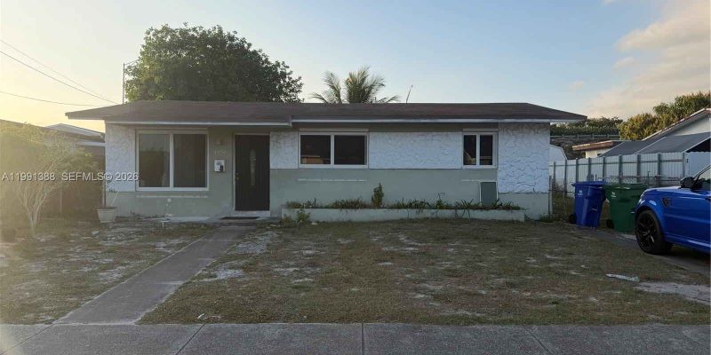 Miramar House: 1950 SW 68th Way