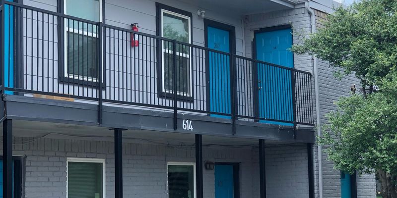 Denton Apartment: 612 Londonderry Ln