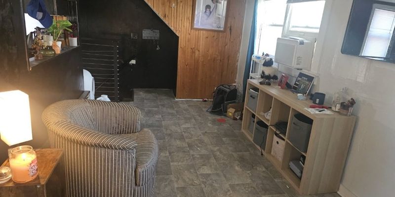 Lincoln Apartment: 2830 starr street unit a