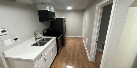 Kitchen 3.JPEG