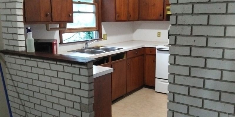 Endicott Apartment: 22 Nanticoke Avenue