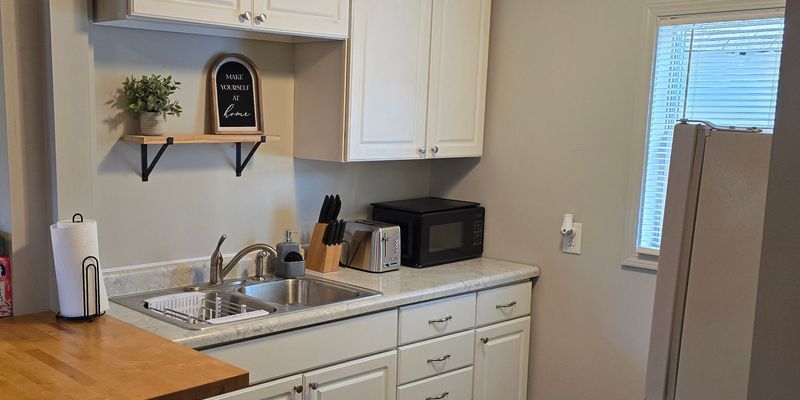 Champaign House: 310.5 Cottage Ct