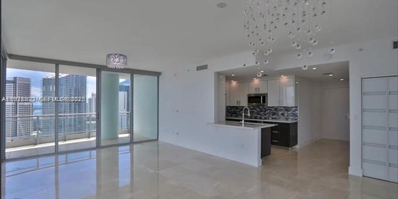 Miami Condo: 90 SW 3rd St