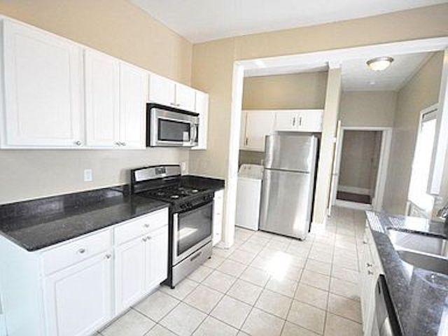 1490 Indianola Avenue photo 4