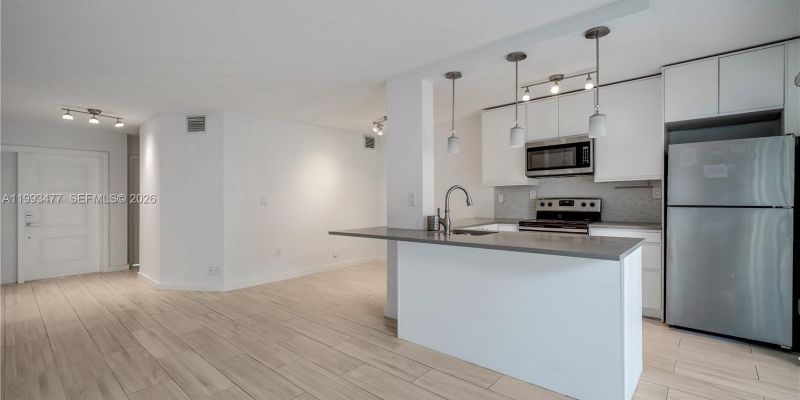 Miami Condo: 13924 SW 90th Terrace