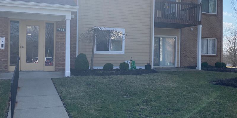 Dayton House: 132 Mallard Glen Dr #3