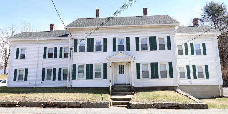 Upton Apartment: 6 Maple Ave