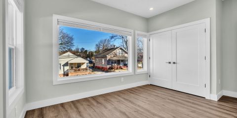 Guest bedroom_II_unit B.jpg
