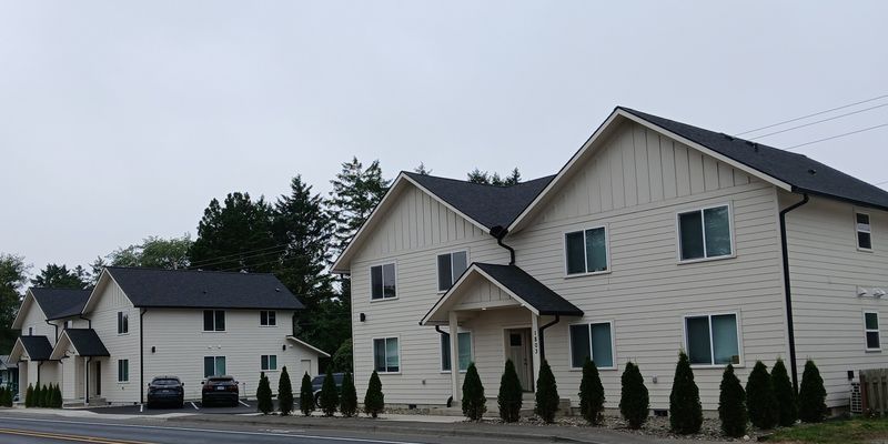 Long Beach Apartment: 1803 Pacific Ave N