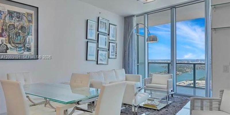 Miami Condo: 1100 Biscayne Blvd