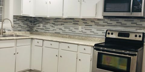 Kitchen 1.JPG