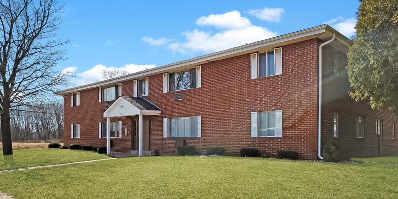 Kenosha Apartment: 9048 15th Ave