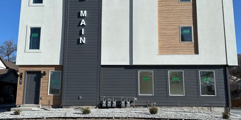 West View from Street.jpeg