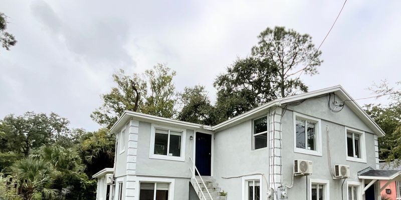 Jacksonville Apartment: 1354 W 24th St