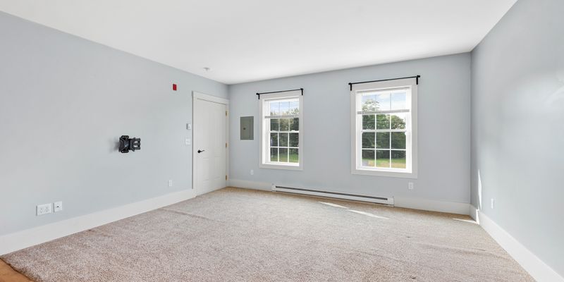 Holderness Apartment: 816 New Hampshire 175