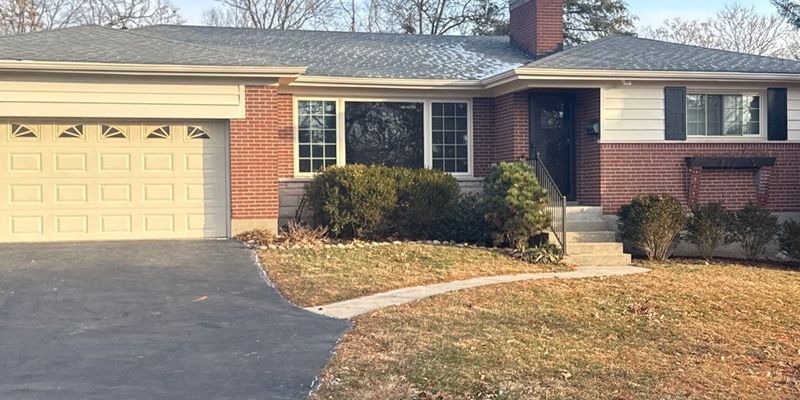 Cincinnati House: 7764 Hartfield Pl