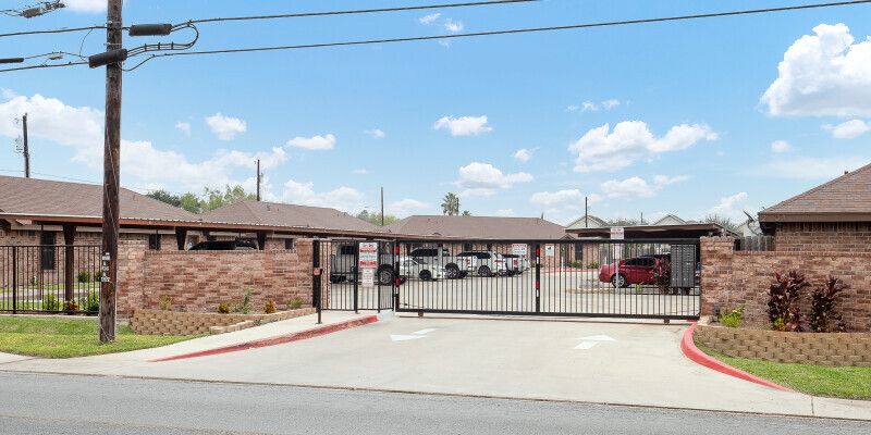 Weslaco Multiplex: 2001 S Bridge Ave