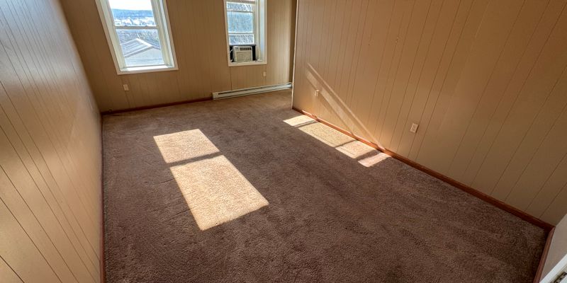 Frostburg Apartment: 16 S Broadway