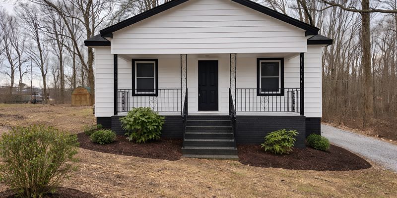 Kings Mountain House: 905 Gantt St