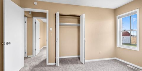 17-151 3037 Swan Lake Rd NE.jpg