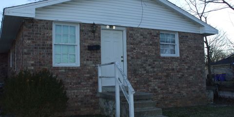 600 Woodford #A.JPG