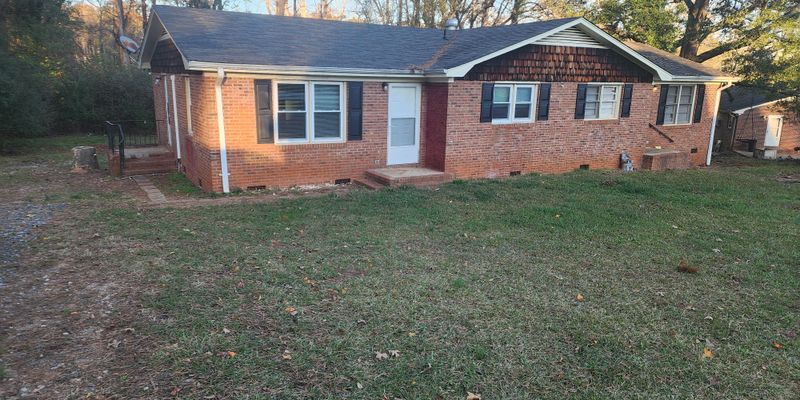 Spartanburg Apartment: 179/181 Sandifer Road