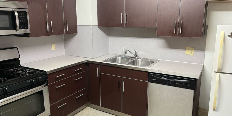 Ithaca Apartment: 209 S Aurora St