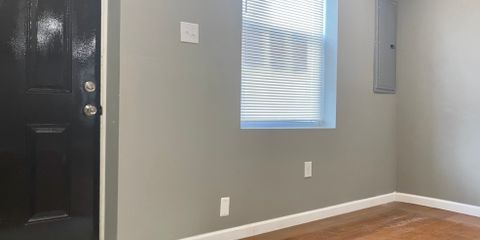 37 925 N Markoe St 01_29.jpg
