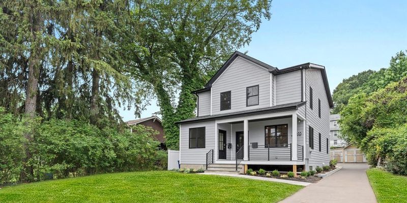 Cresskill Apartment: 165 Jefferson Ave