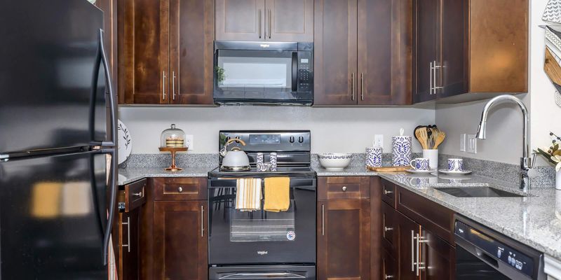 Houston Apartment: 6712 Airport Blvd