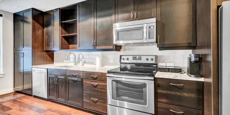 Houston Apartment: 4300 Westheimer Rd