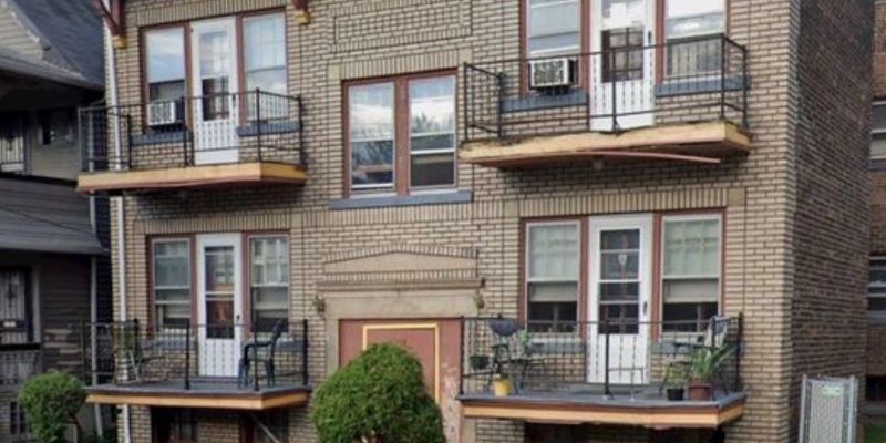 Cleveland Apartment: 3390 E 149th St