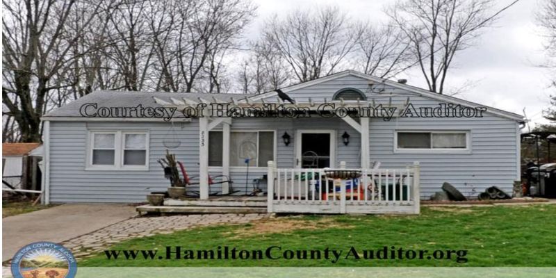 Cincinnati House: 8233 Sandy Lane