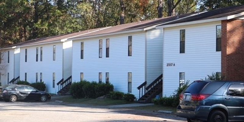 Valdosta Apartment: 2517 Forrestwood Dr