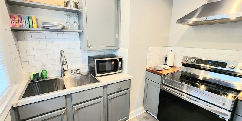 Montgomery House: 3025 Gilmer Ave