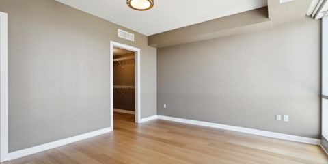 26-149_1305 5th St_418.jpg