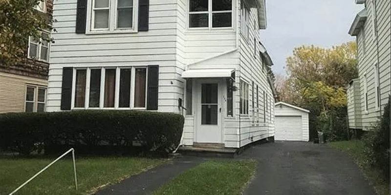 Syracuse Apartment: 124 State Fair Blvd