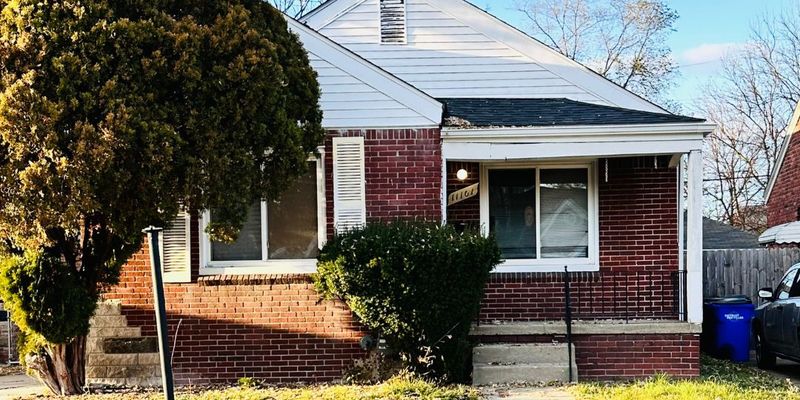 Detroit House: 11101 Kennebec St