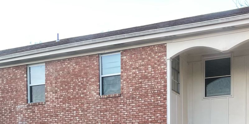 Kettering Apartment: 1241 Devon Ave