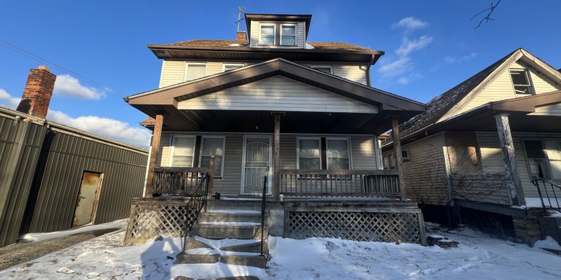 Cleveland House: 3355 E 118th St