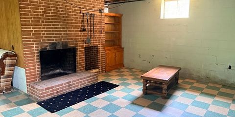 oakwood basement 2.jpg