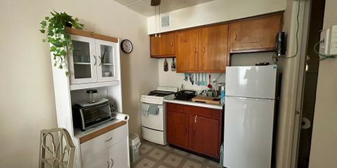 Studio kitchen.jpg